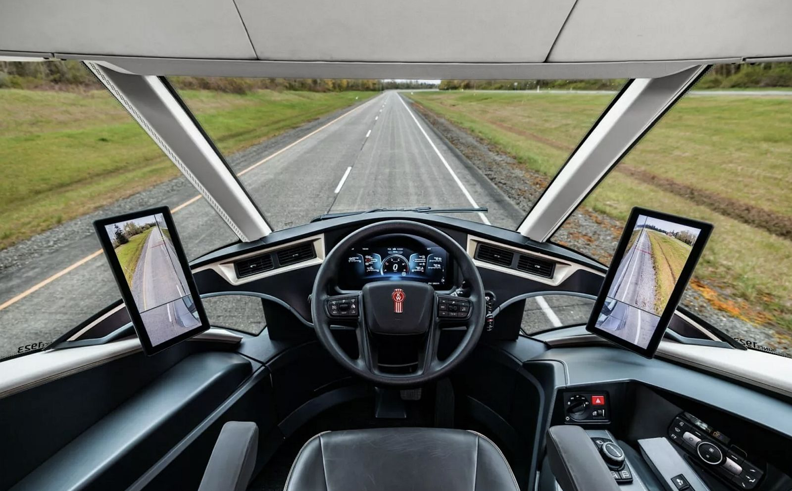 Салон Kenworth Super Truck 2